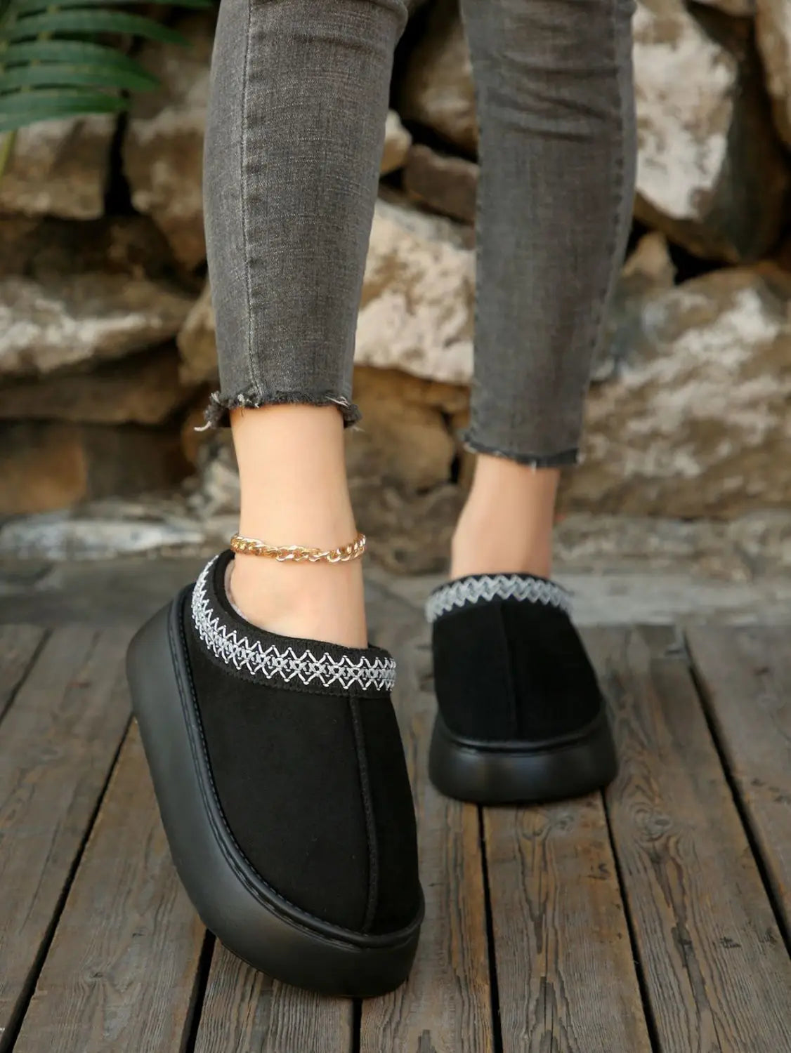 Winter Woman Slippers Plush Interior