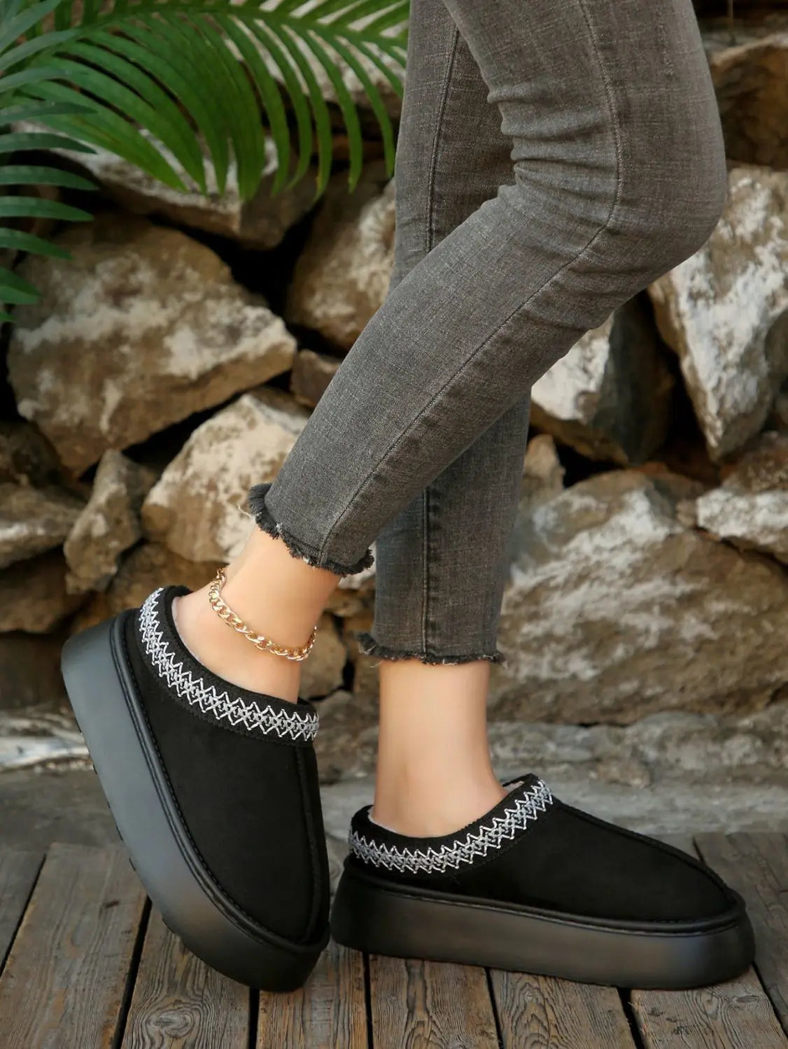 Winter Woman Slippers Plush Interior