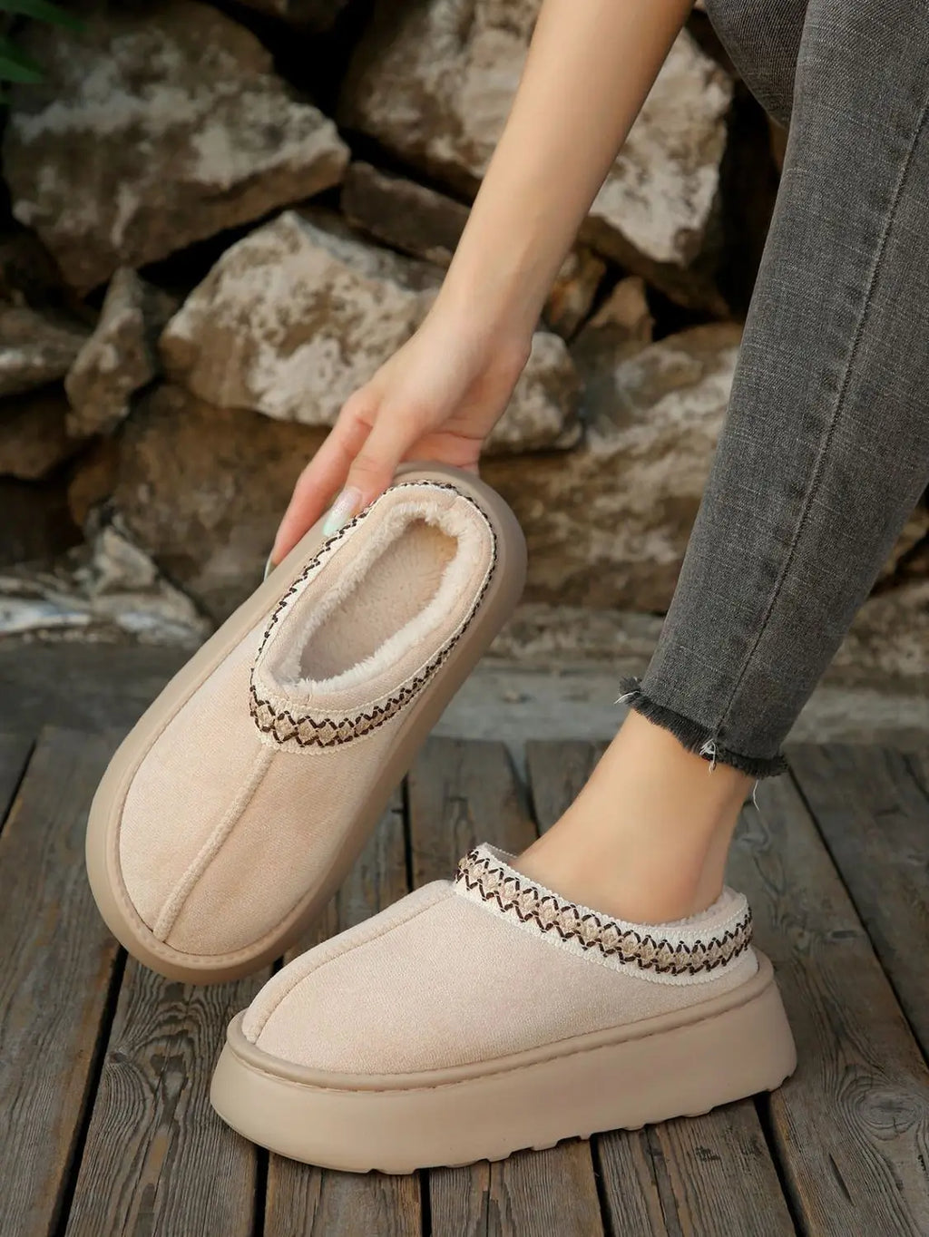 Winter Woman Slippers Plush Interior