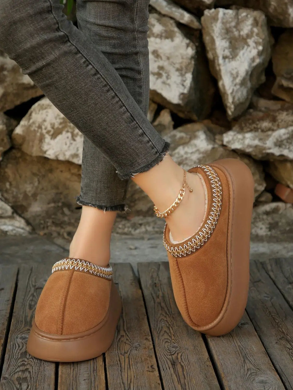 Winter Woman Slippers Plush Interior