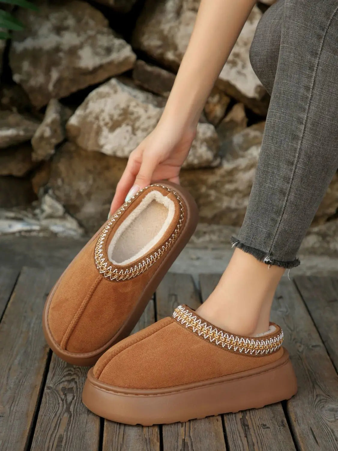 Winter Woman Slippers Plush Interior