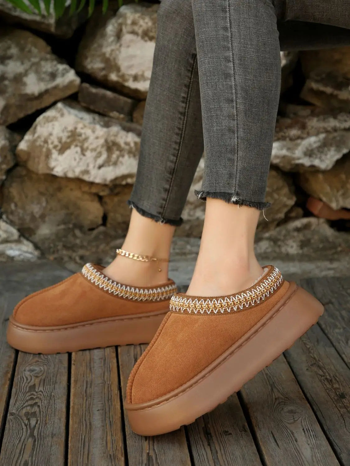 Winter Woman Slippers Plush Interior